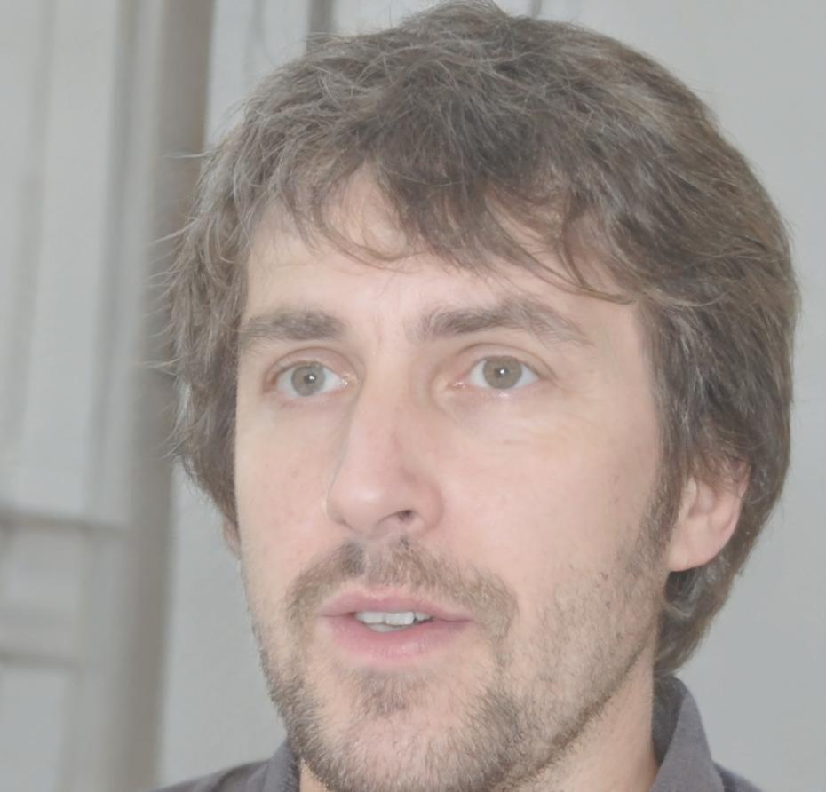 Valentín Herrera, Director de Estrategia Financiera de delytharavos